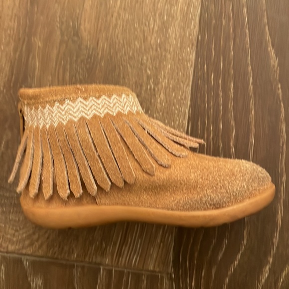 Booties - Picture 4 of 4